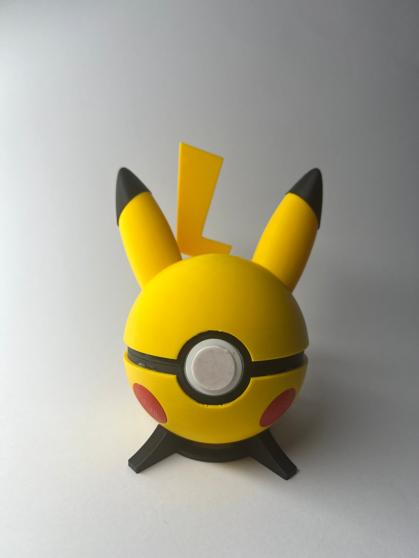 ⚡Pokéball Pikachu⚡